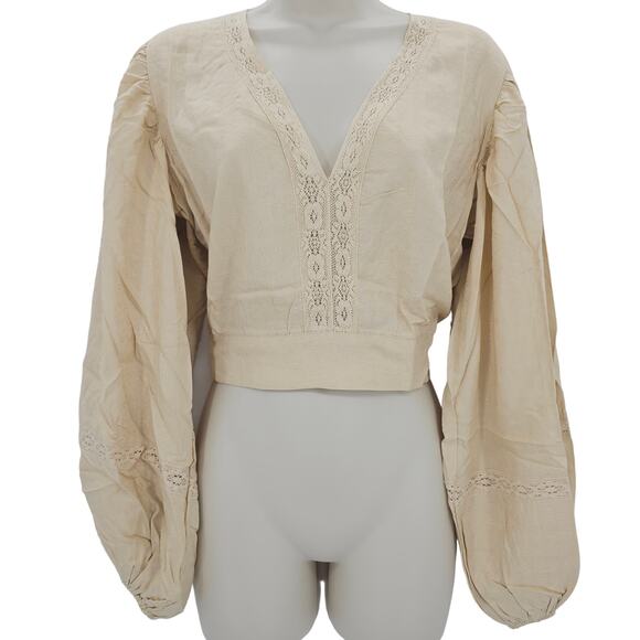Band of the Free Womans size S Brie Light Camel Long Sleeve Cropped Blouse NEW - Picture 1 of 8